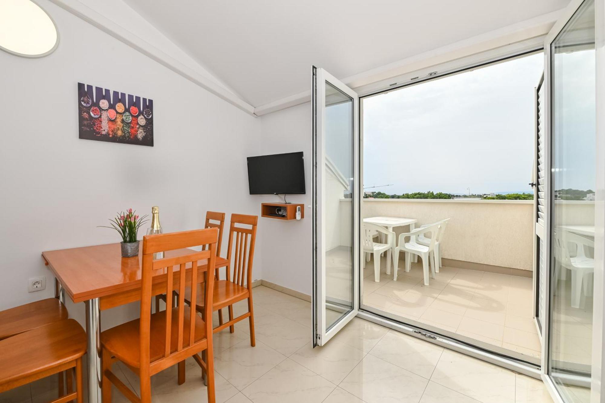 Seagull Pool Apartments & Studios 노바야 외부 사진