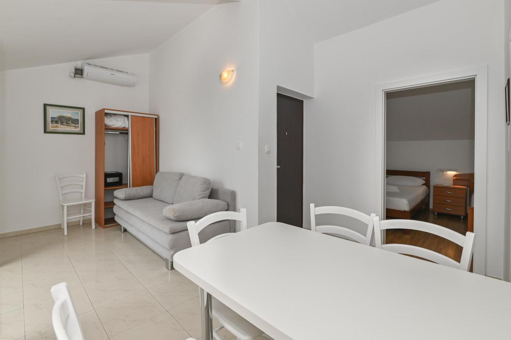 Seagull Pool Apartments & Studios 노바야 외부 사진