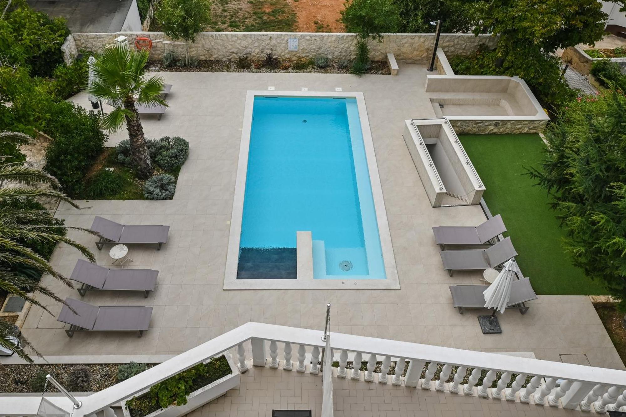 Seagull Pool Apartments & Studios 노바야 외부 사진