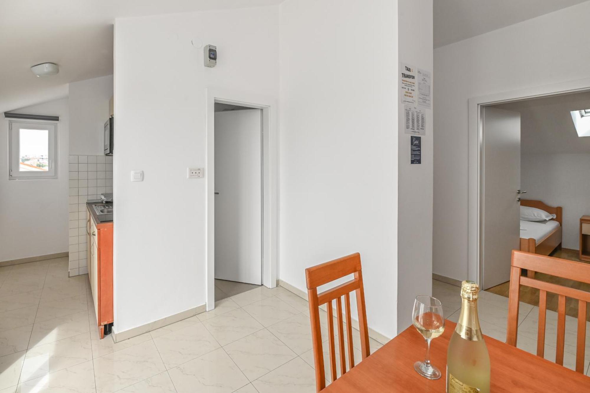 Seagull Pool Apartments & Studios 노바야 객실 사진