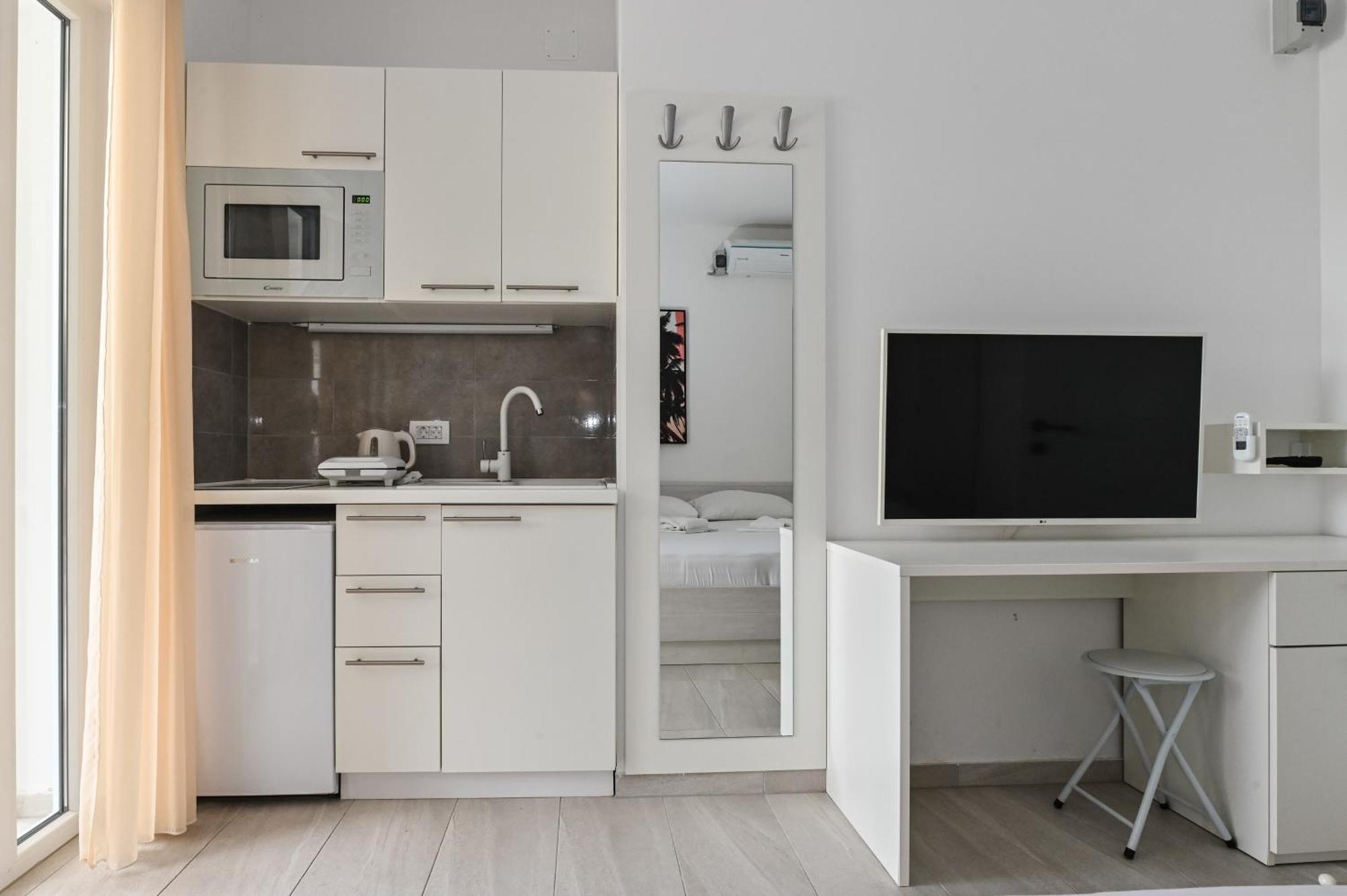 Seagull Pool Apartments & Studios 노바야 객실 사진