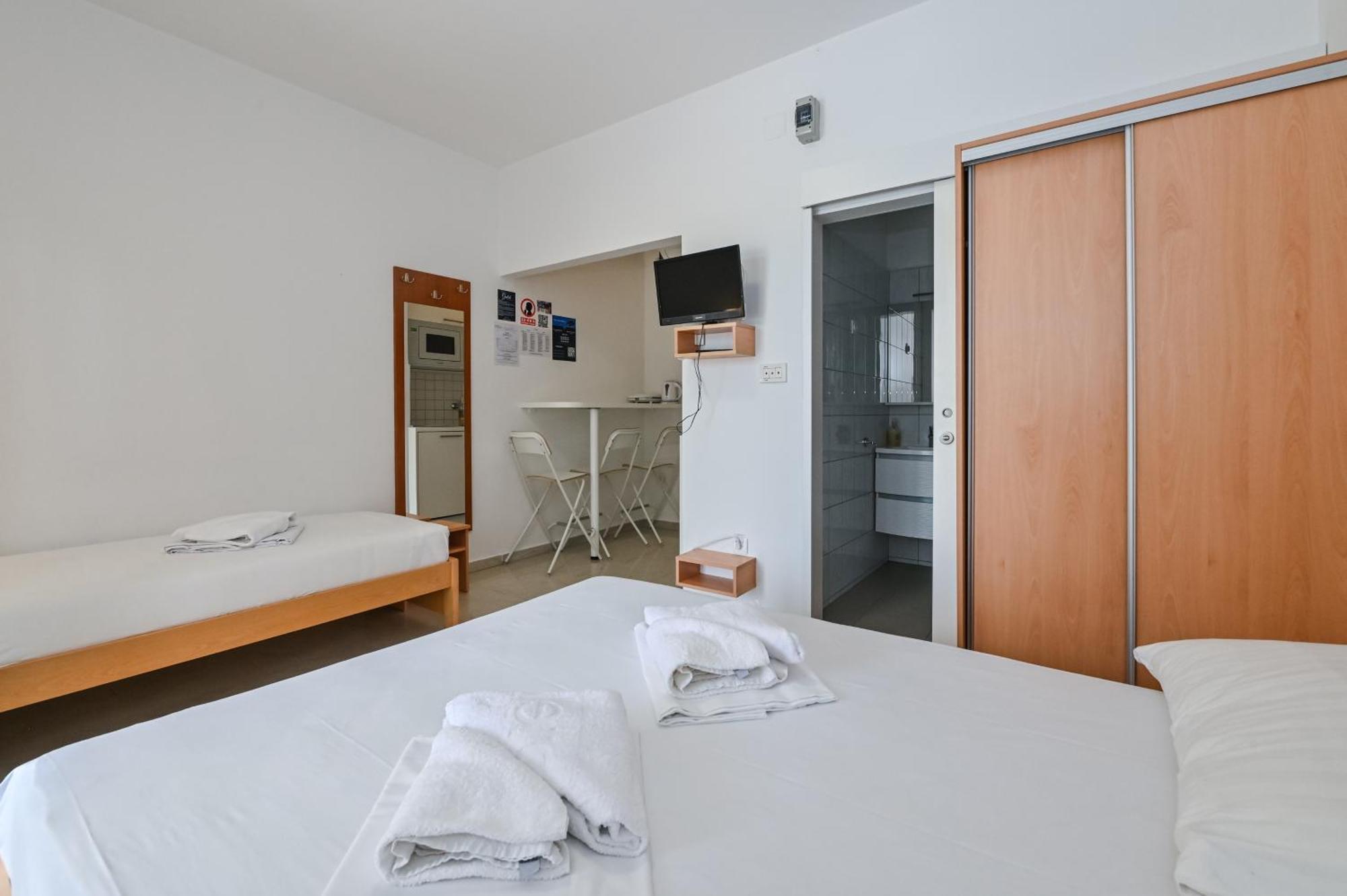 Seagull Pool Apartments & Studios 노바야 객실 사진