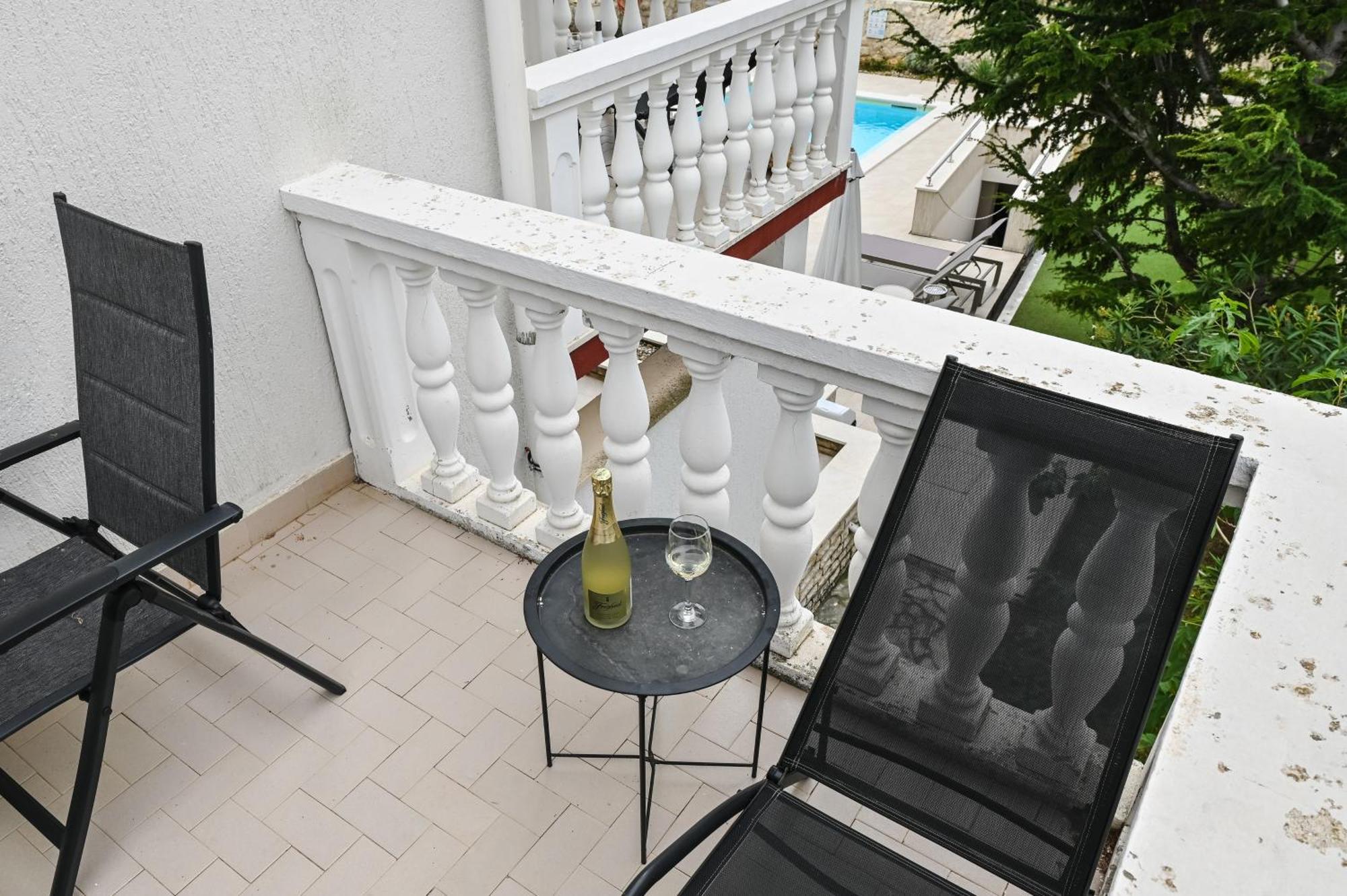 Seagull Pool Apartments & Studios 노바야 객실 사진